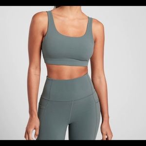 Athleta Exhale Bra D/DD